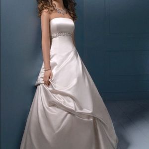 Duchesse Satin Wedding Dress